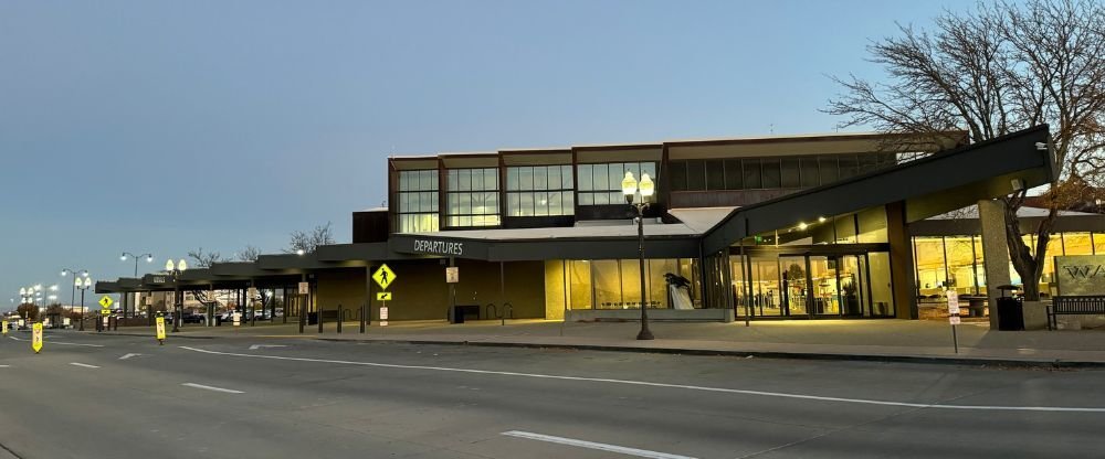 What Terminal is United Airlines at GJT – Grand Junction Regional Airport