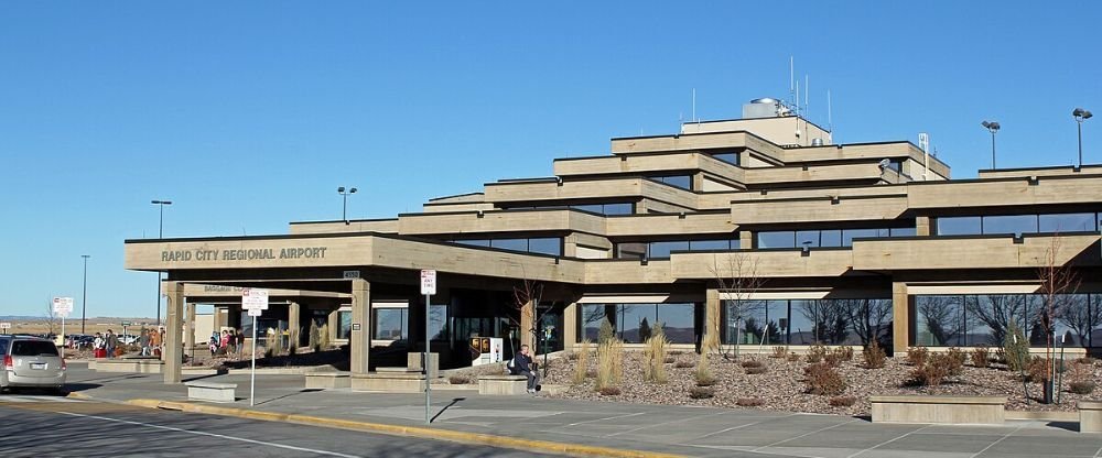 What Terminal is United Airlines at RAP – Rapid City Regional Airport