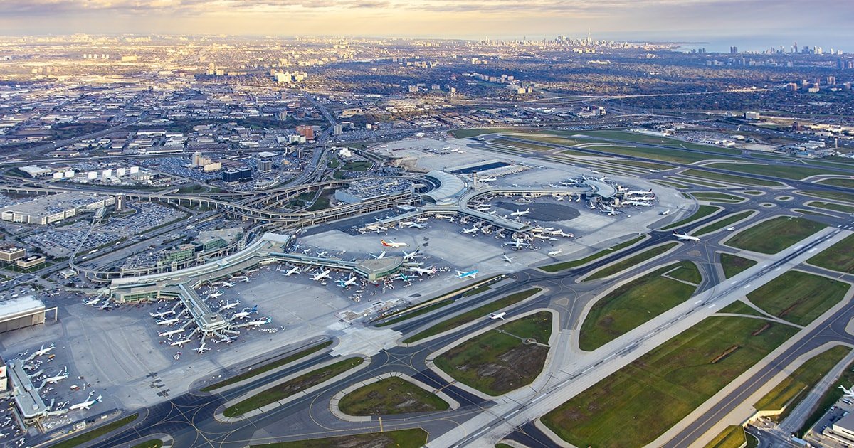 What Terminal is United Airlines at YYZ – Toronto Pearson International Airport